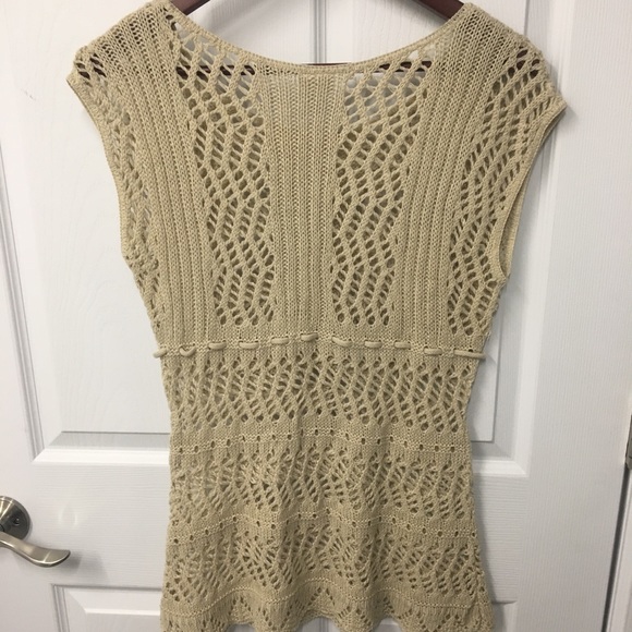 Beige crochet top - Picture 2 of 2